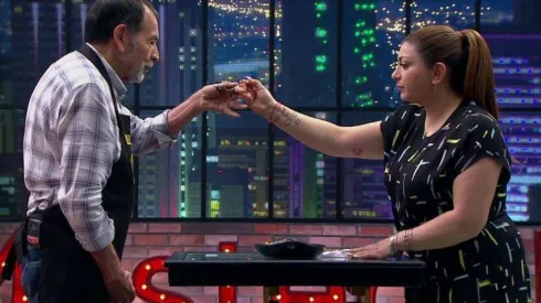 A Nelson Ávila hasta lo hicieron probar su propio plato en su último episodio en Masterchef Celebrity.