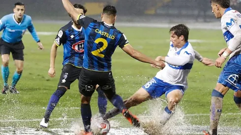 El partido se jugó en pésimas condiciones