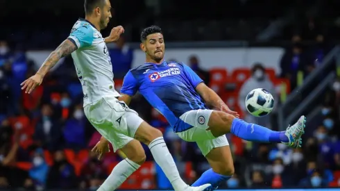 Lucas Passerini se está abriendo un espacio en Cruz Azul.