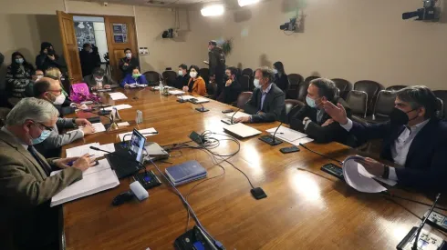 Siguen las sesiones para debatir proyecto, que ya tiene fecha definida de votación. (Foto: Agencia Uno).