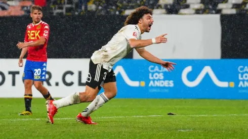 Maxi Falcón está dulce en Colo Colo nuevamente, tras comenzar el semestre en la banca.