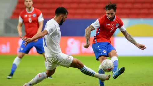 Desde Racing avisan que Eugenio Mena no está lesionado.