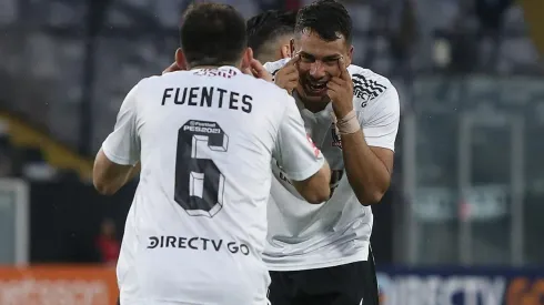 Fuentes y Morales dos titulares de Colo Colo.