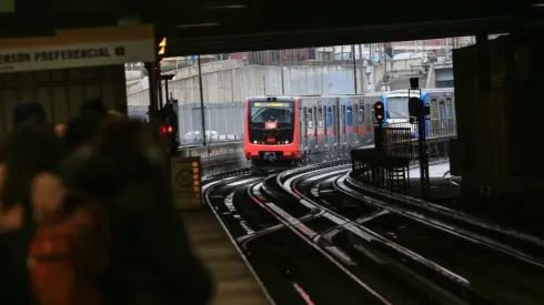 El Metro cierra todos los días a la misma hora.