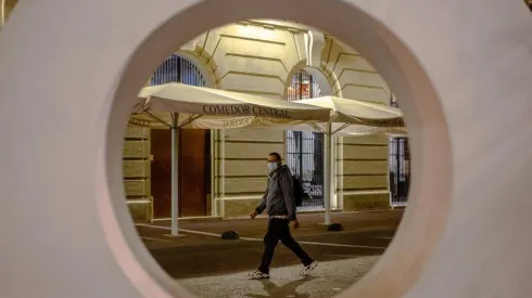 De acuerdo a información del reporte diario de hoy, 14 regiones del país tienen una positividad menor o igual a 1%.