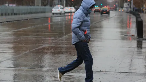 Entre lunes y miércoles podrían caer precipitaciones en la capital. (Foto: Agencia Uno).