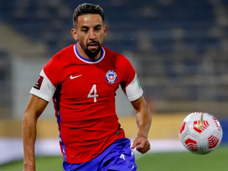 ¡No hay tímida! Isla niega romance y encara a faranduleras