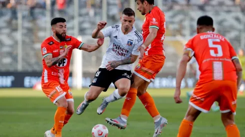Cobresal supera a Colo Colo en el Monumental.