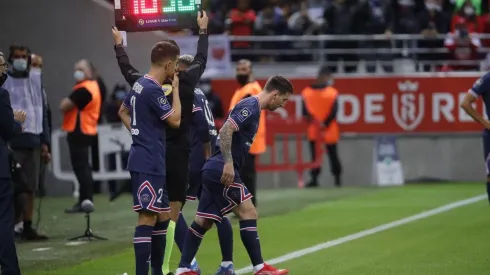 Ander Herrera ingresó al campo al mismo tiempo que Messi