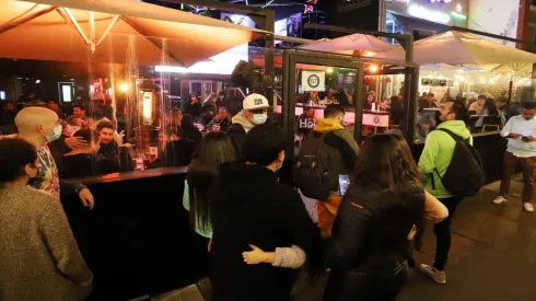 Movilidad noctura aumentará ahora en todas las regiones. (Foto: Agencia Uno).