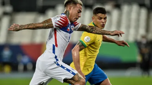 Eduardo Vargas frente a Brasil en la Copa América 2021