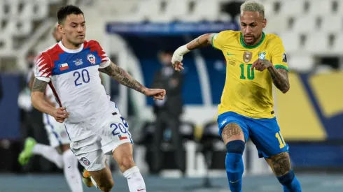 Por las Eliminatorias Sudamericanas a Qatar 2022, Chile salta a la cancha ante Brasil en el inicio de una inédita jornada triple.