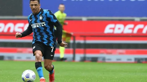 Alexis Sánchez ve cada vez más lejano su regreso a las canchas y la inquietud se siente de Italia a Chile