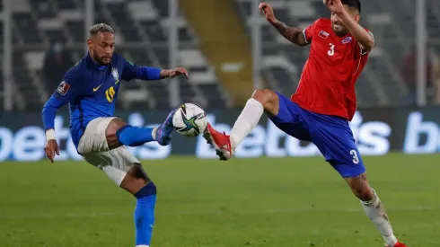 Neymar salió a defender su criticado estado físico tras la victoria ante Chile.