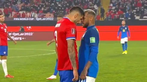 Se dieron un frentazo: Maripán y Neymar casi terminan a los golpes. El chileno queda suspendido.