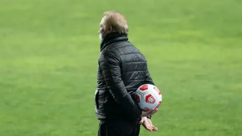 El DT Ruletero quiere ir por la corona ante los albos en Talca.