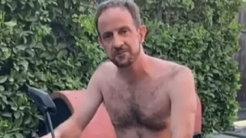 El humorista sorprendió nuevamente imitando al periodista.