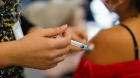 La vacunación de esta semana está orientada a un gran contingente de terceras dosis.