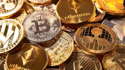 El rápido incremento en el uso de monedas virtuales, o criptomonedas, ha llevado a algunos países de América a regular su uso.