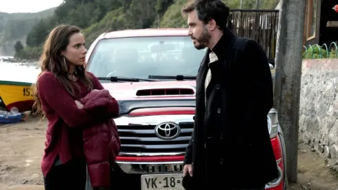 María Gracia Omegna y Nicolás Oyarzún en Amar Profundo.