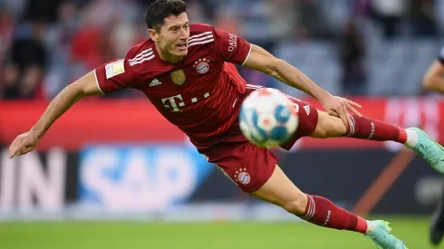 Lewy ha convertido 10 goles en lo que va de temporada junto a su club y su país.