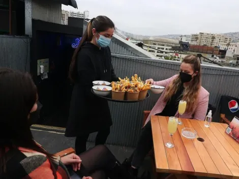 ¿Qué puedo hacer en fase 4 y cuál es el aforo del comercio?