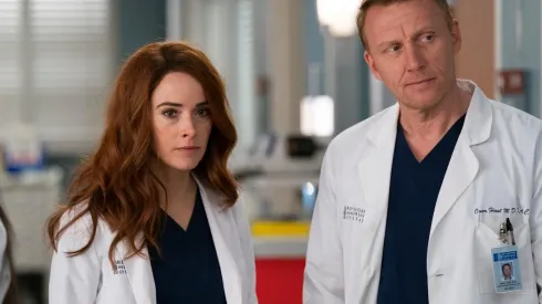 Megan Hunt (Abigail Spencer) y Owen Hunt (Kevin McKidd) en Grey's Anatomy.