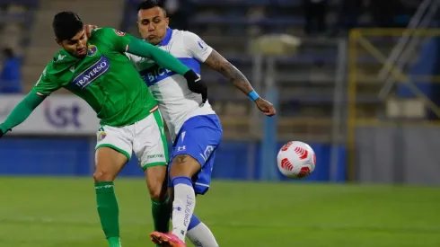 Audax cedió terreno en la cima tras caer ante la UC en San Carlos.