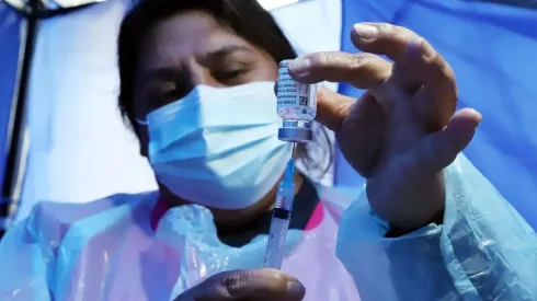 Ayer miércoles 8 de septiembre se vacunaron 128.932 personas con dosis de refuerzo aplicadas de la vacuna contra SARS-CoV-2, alcanzando un total de 2.128.605.