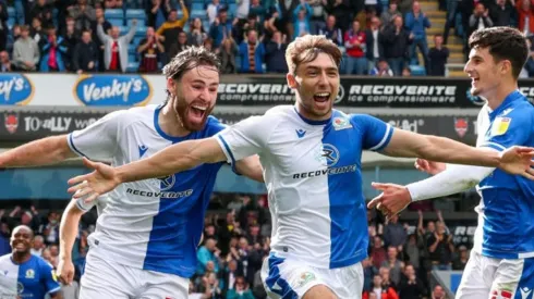 Ben Brereton fue protagonista en el Blackburn: agónico empate del Luton Town.