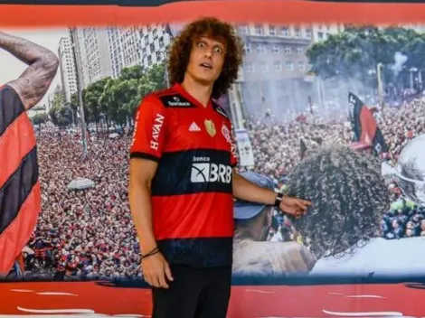 David Luiz ya es oficialmente compañero de Mauricio Isla en Flamengo