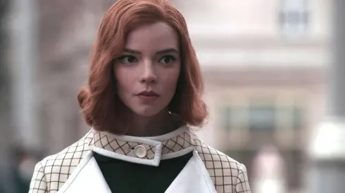 Anya Taylor Joy interpreta a Beth Harmon en Gambito de Dama.