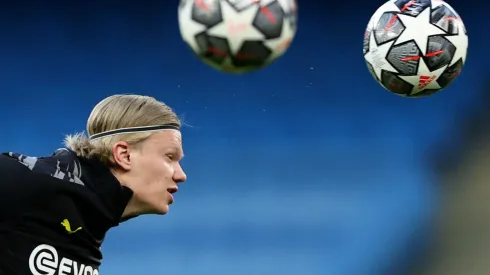 Un jugador de Gibraltar destapó el feo actuar de la estrella de Borussia Dortmund.