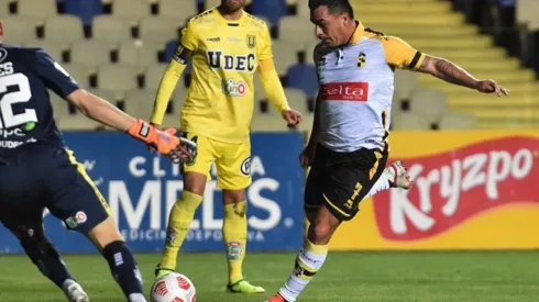 Esteban Paredes es factor en el Coquimbo Unido de Héctor Tapia, primer candidato al título de Primera B y el ascenso directo