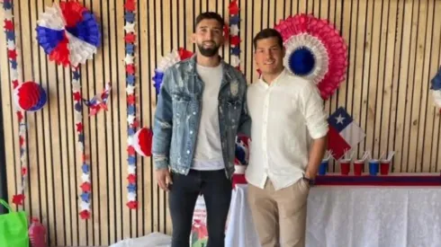 Emiliano Amor y Miiko Albornoz participaron de una celebración de Fiestas Patrias con varios compañeros de Colo Colo.