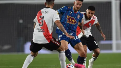 Paulo Díaz tuvo una sólida actuación ante Arsenal.