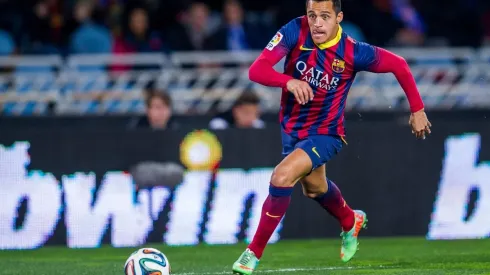 Alexis Sánchez jugando en Barcelona
