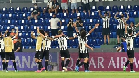 Libertad se metió entre los cuatro mejores de la Copa Sudamericana luego de eliminar a Santos.
