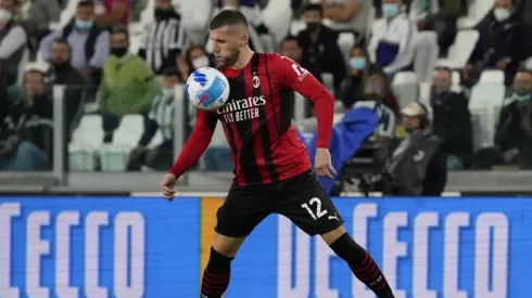 Ante la lesión de Ibrahimovic, Rebic ha debido ocupar el centro del ataque del Milan.