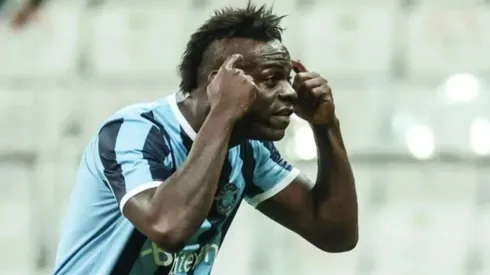 Balotteli dio vuelta el partido frente al Besiktas en Turquía