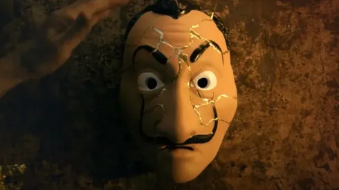 La clásica máscara de La Casa de Papel esta vez reconstituida.