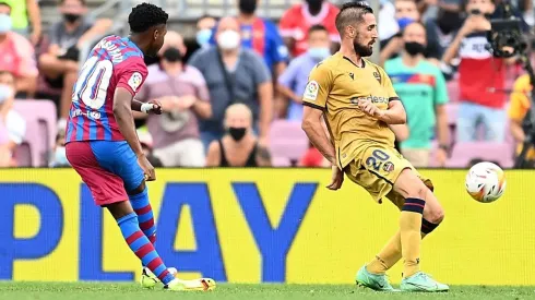 Ansu Fati volvió por la puerta grande portando la 10 de Lionel Messi.