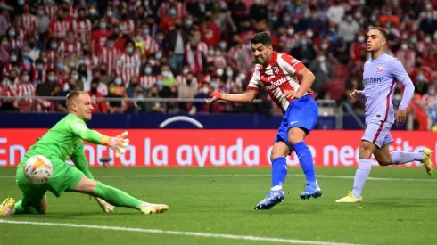 Atlético de Madrid hundió más a un ya herido Barcelona