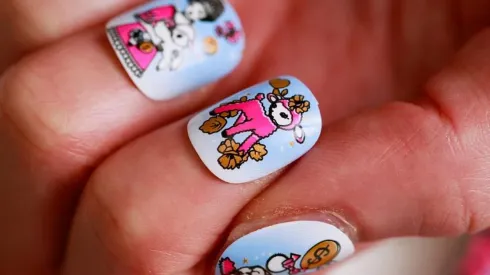 Sernac denuncia que pegamento de uñas postizas causa quemaduras