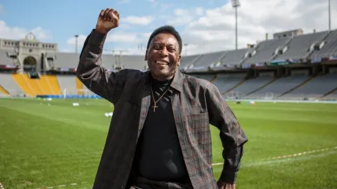 Pelé recibe el alta tras haber tenido que ser operado para extraer un tumor en el colon.