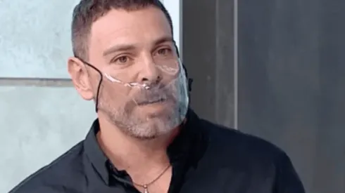 El periodista impidió el robo a patadas.