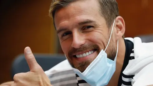 Christian Santos en una semana de la cuarentena a la cancha y puede debutar este domingo en Colo Colo