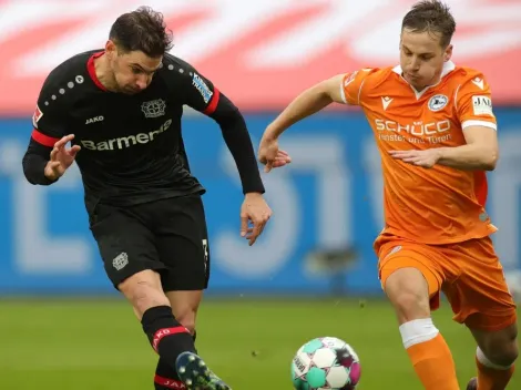 Aránguiz es titular en el Leverkusen que alcanza la cima