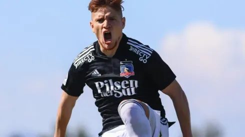 Leo Gil marcó un golazo de tiro libre