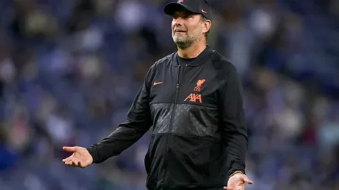 Jürgen Klopp se cansa de los antivacunas y los compara con borrachos pidiendo libertad para conducir.